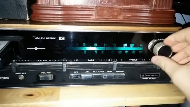 Claricon 8 Track Player Model 33-200 Stereo Radio
