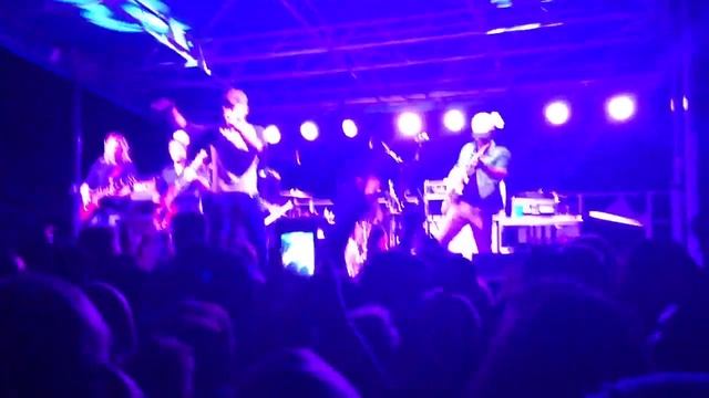 Chris Lane Band Super mash up at Wingate University Spring смотреть онлайн