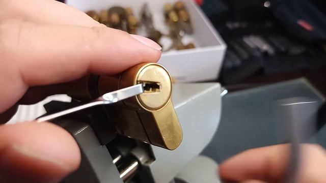 255- Ganzuado deportivo y despiece Cisa ap4? смотреть онлайн
