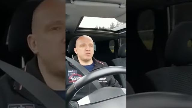Почему я люблю, но критикую каратэ смотреть онлайн
