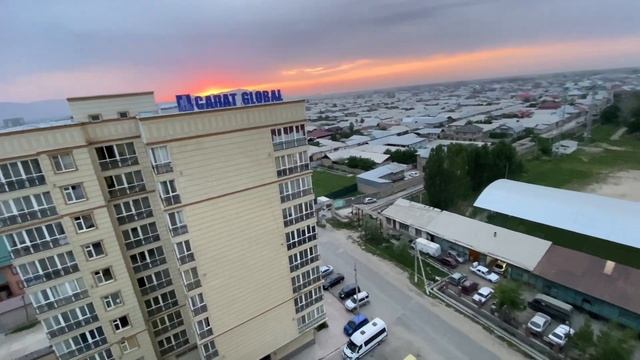 Хбка дагы БУЛ БАТИРДИ көрүп сен ООРУП КАЛАСЫҢ, ремонту СОНУН, баасы ОРТО, ээсинин НОМЕРИ 0772150198 смотреть онлайн