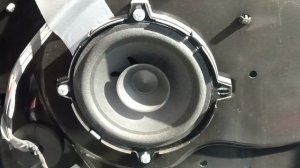 Замена штатных динамиков под штатные размеры Lada Granta на Piranha 130 v.2 от DL AuDiO