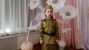 А. Твардовский "Рассказ танкиста" читает  Семенова Дарья ДОО № 20