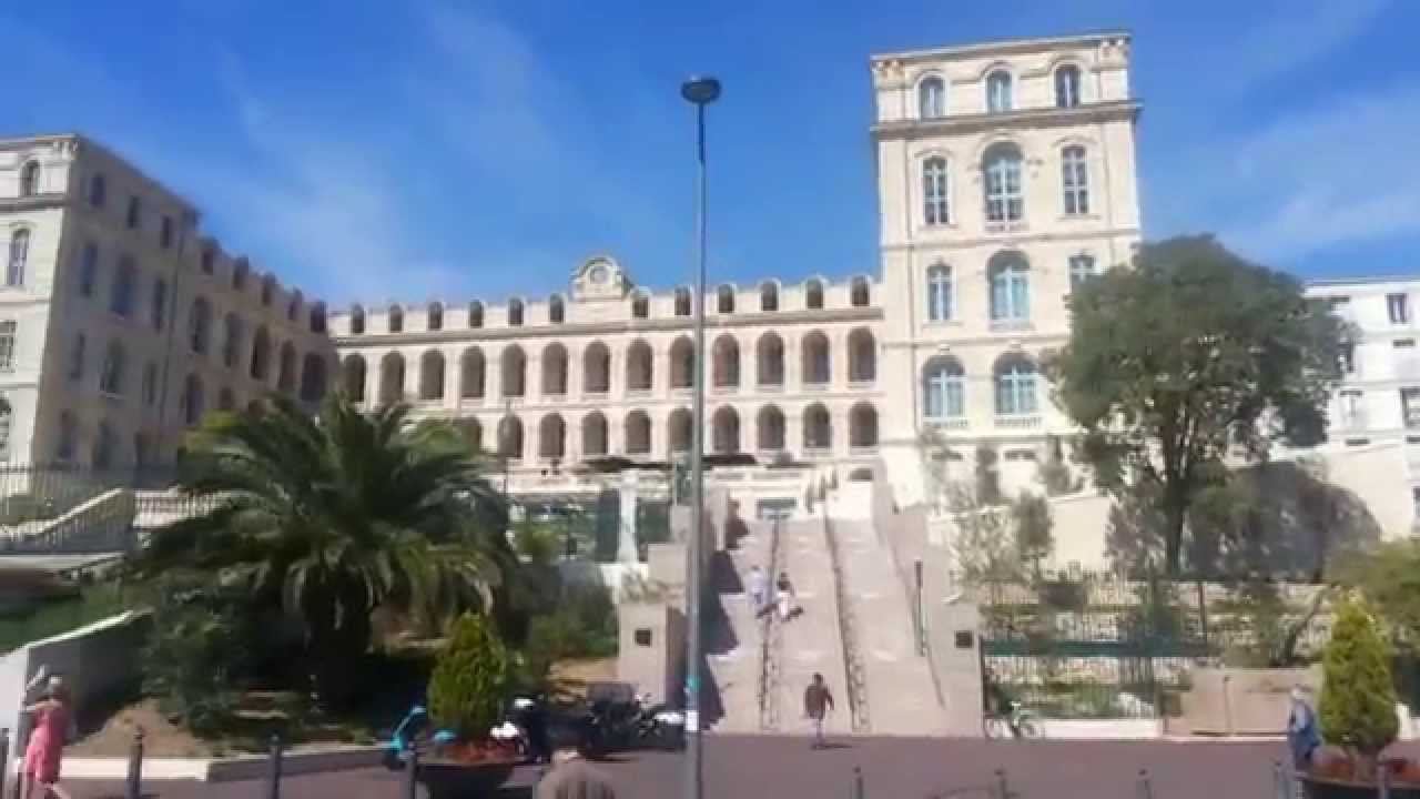 По улицам Марселя смотреть онлайн