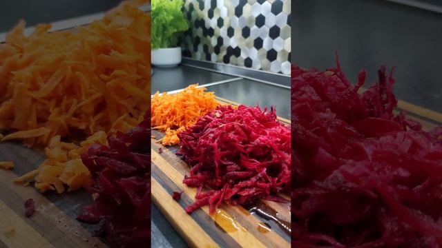 Достаем обратно лыжи #shorts