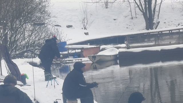 Поимка на блесну смотреть онлайн