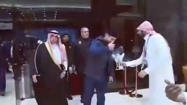 Красавчик Кадыров в Мекке ! смотреть онлайн