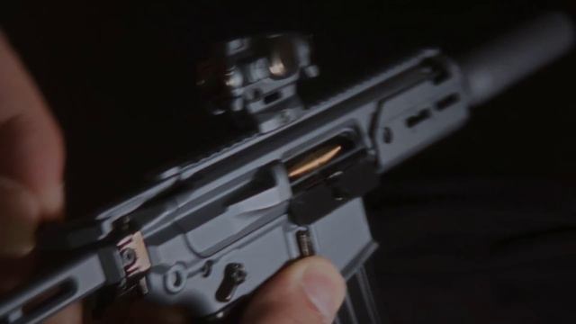 GoatGuns SIG MCX® 'Rattler' Miniature model gun l UNBOXING смотреть онлайн