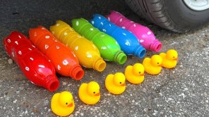 ДЕТСКИЕ ЭКСПЕРИМЕНТЫ С МАШИНКАМИ И СЛАЙМАМИ КАНАЛ ИГРАЛКИ-ЗАЛИПАЛКИ