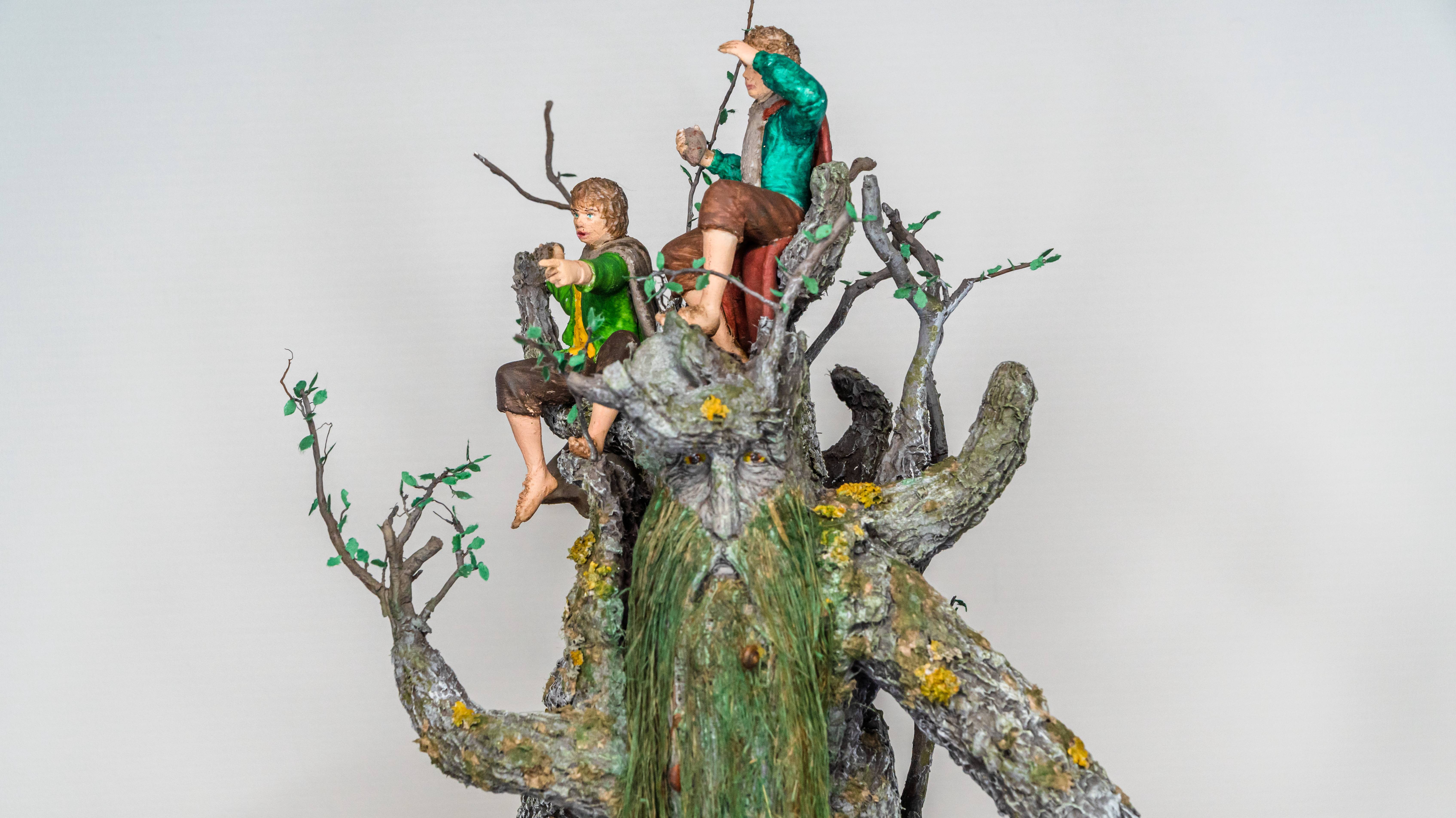 Диорама «Живое дерево энт с хоббитами» смотреть онлайн