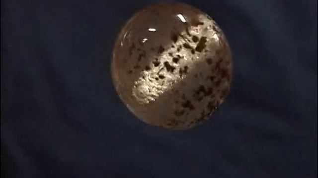 Rotating Sphere of Water in Microgravity смотреть онлайн