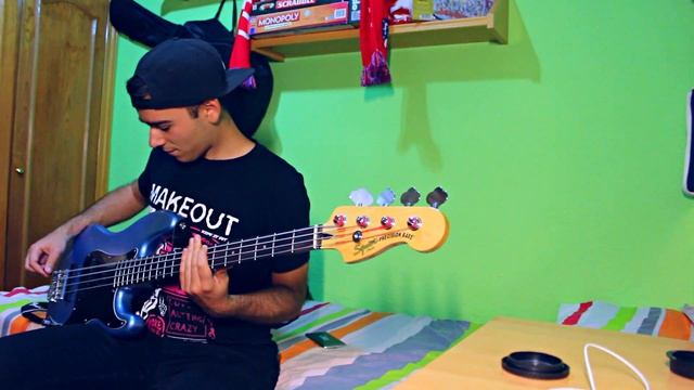 Dakota - Between You & Me (Bass Cover) | Yorchwhite смотреть онлайн