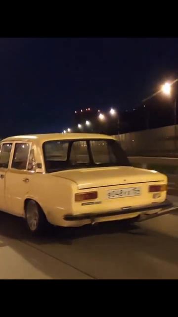 Испортил капот на ресте #жигули #авто #архив #drift #ваз2101 смотреть онлайн