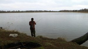 Рыбалка 6 апреля на озере на поплавок с дальним забросом