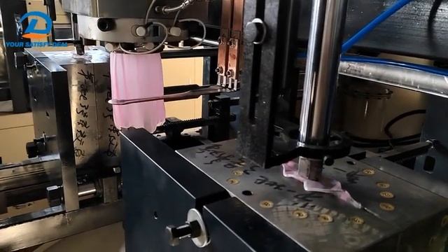 Двухцветная выдувная машина для чайников смотреть онлайн