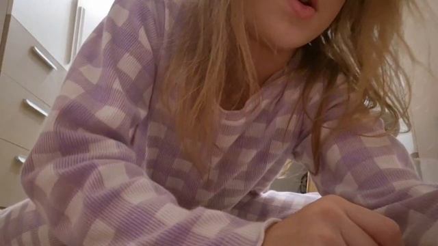 распаковываю большой набор (куклы и дочки на природе)😻 смотреть онлайн