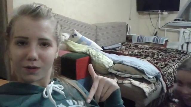 Не может сесть на шпагат смотреть онлайн