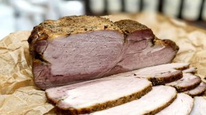 Запеченная свинина (карбонат) целым куском в фольге. Идеальное, сочное мясо  без лишних хлопот.