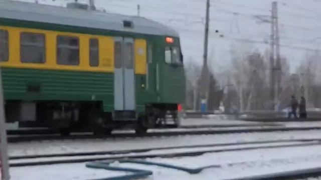 ЭТ2М-088, ст.Ревда смотреть онлайн
