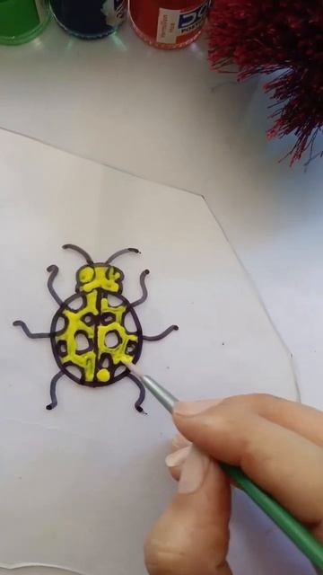 Yellow ladybug 🐞 glass painting #shorts #painting #trending смотреть онлайн