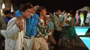 Уик-энд у Берни (1989) -720p- HDR (60fps) Lion_Lee 2021 поздний перевод (без заставки)