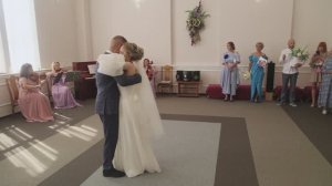 С законным браком, регистрация в загсе