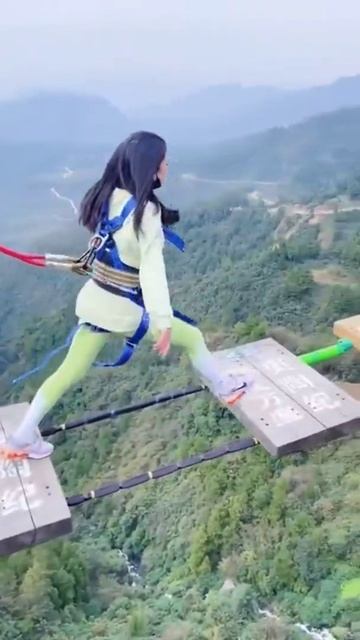 Bungee Jumping With Rope In Beautiful Place, :$ Asmr Bungee Jumping #shorts😱😱😱😱😱#subscribe #trendin смотреть онлайн