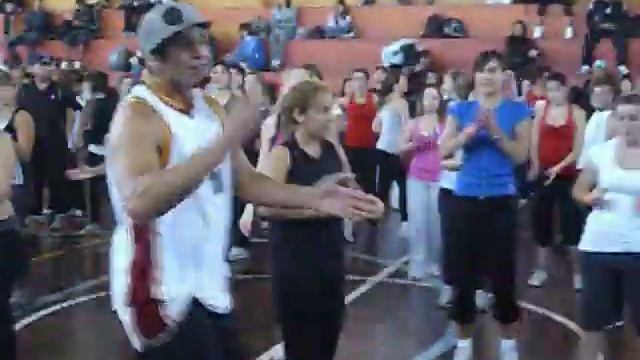 J. Pablo Battaglia - Nadia Oliva 4 смотреть онлайн