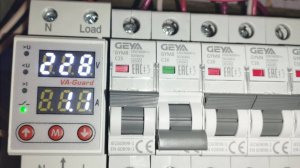 Реле контроля напряжения. Обзор характеристик. 7 правил монтажа и наладки в квартирном щитке