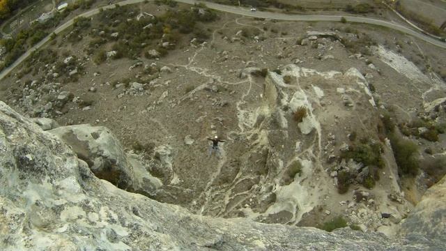 Прыжки в Качи-Кальоне (Крым АР, Бахчисарай) 28 октября смотреть онлайн