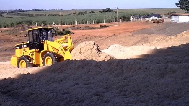 XGMA 935 III Trabalhando no Bagaço da Cana-de-Açucar em Araçatuba смотреть онлайн