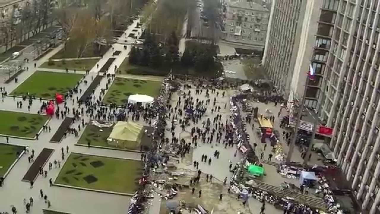 Баррикады Донецка. 11 апреля 2014 года. смотреть онлайн