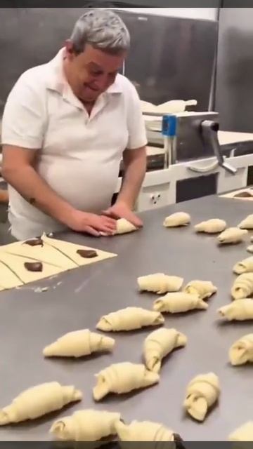 мастерство закручивания круассанов смотреть онлайн