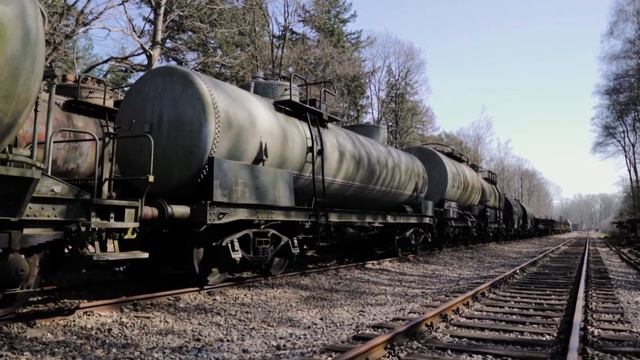 Old Tank Cars on Abandoned Railway Tracks #orginal #unique #shorts #tank #railway #track смотреть онлайн