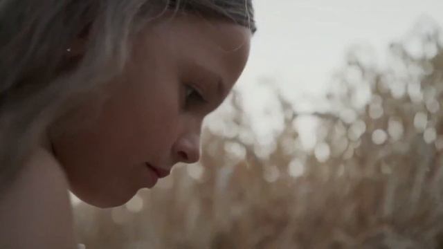 Ярослава Дегтярёва - Однее (lyric video) смотреть онлайн