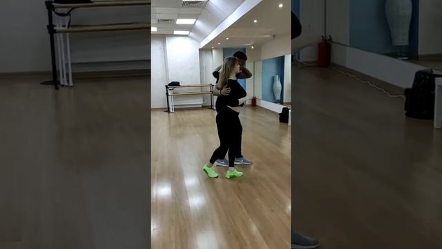 Salsa | Moves And Frames - Fidel Romero