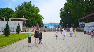 Анапа. Прогулка по центру. Идём смотреть состояние моря на Городском Центральном песчаном пляже.