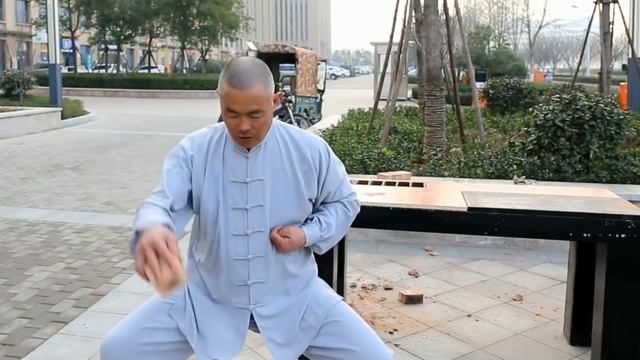 दुनिया का कोई भी योद्धा शाओलिन मॉन्क को क्यो नही हरा पाया Why Shaolin monks are so strong смотреть онлайн