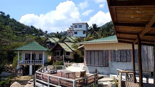 Young bungalow, koh-Tao смотреть онлайн