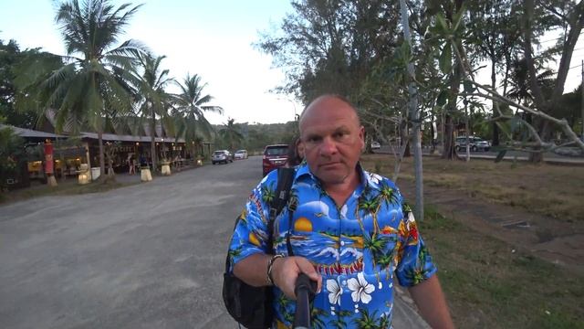 116. Прогулка по Малайзии, часть 15. Рестораны, рестораны и нападение осьминога. 4К. смотреть онлайн