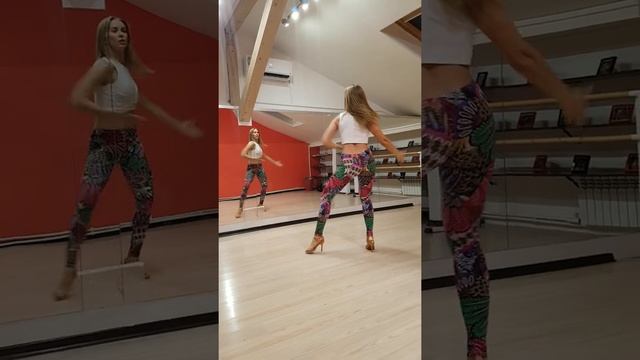 Guajiro - Salsa Ladies Styling by Kristina Mazur смотреть онлайн