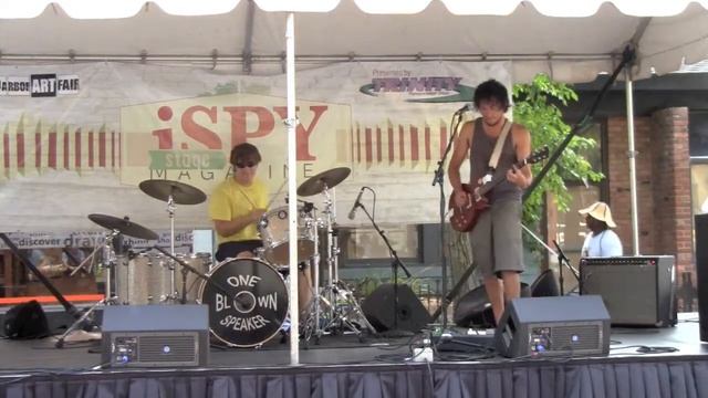 One Blown Speaker | Blonde Eyes Black Hair | Ann Arbor Art Fair смотреть онлайн