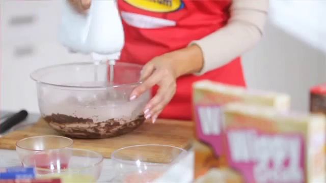 HAAN CUPCAKE STRAWBERRY TOPPING смотреть онлайн