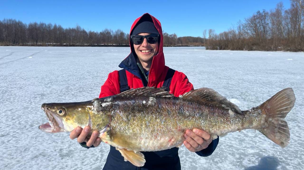 Закрытие Зимнего Сезона.Огромный Судак на Жерлицы.Рыбалка с Ночевкой на реке Иж.