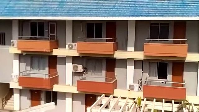 hotel blue lily full view смотреть онлайн