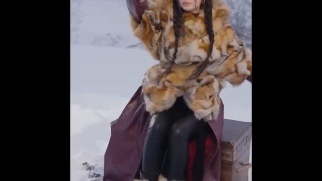 AY_YOLA-HOMAY _(новый_хит_2025) смотреть онлайн