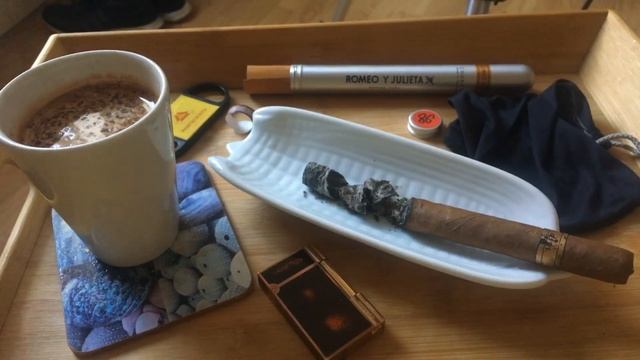 CIGAR REVIEW - Romeo Y Julieta Churchill (tubos) 1986 vintage смотреть онлайн
