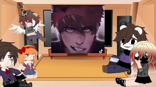 Aftons React to Random Videos in My Camera Roll || Short || pt. 1/? смотреть онлайн