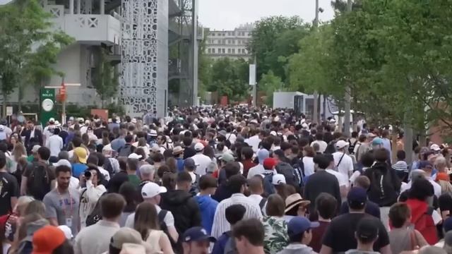 How Paris is Transforming Their Iconic Venues for the 2024 Olympics смотреть онлайн