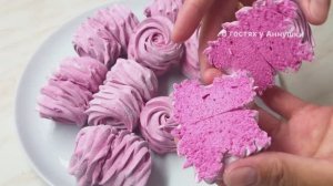 Натуральный зефир из чёрной смородины.